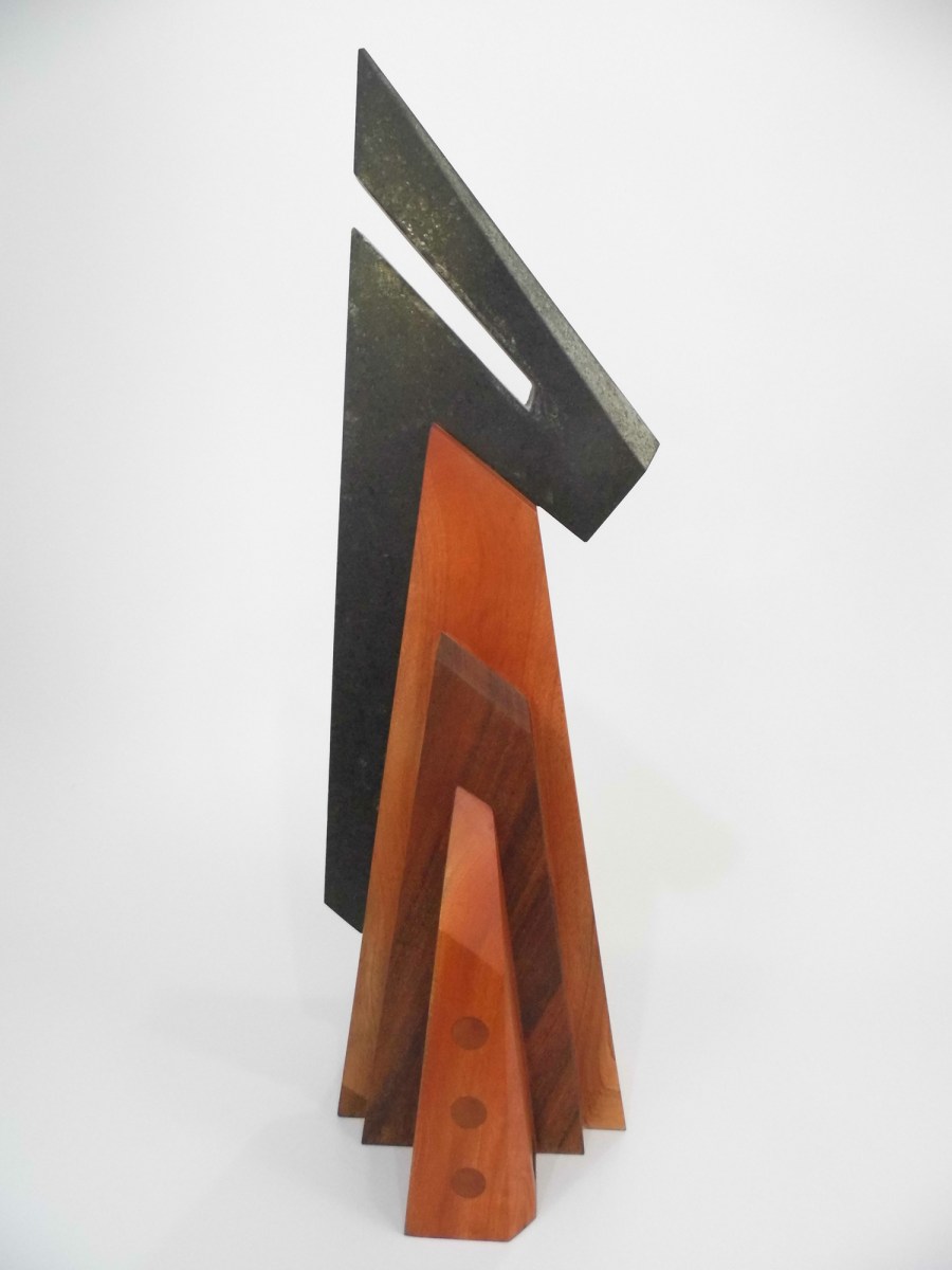 Esculturas de madera y marmol